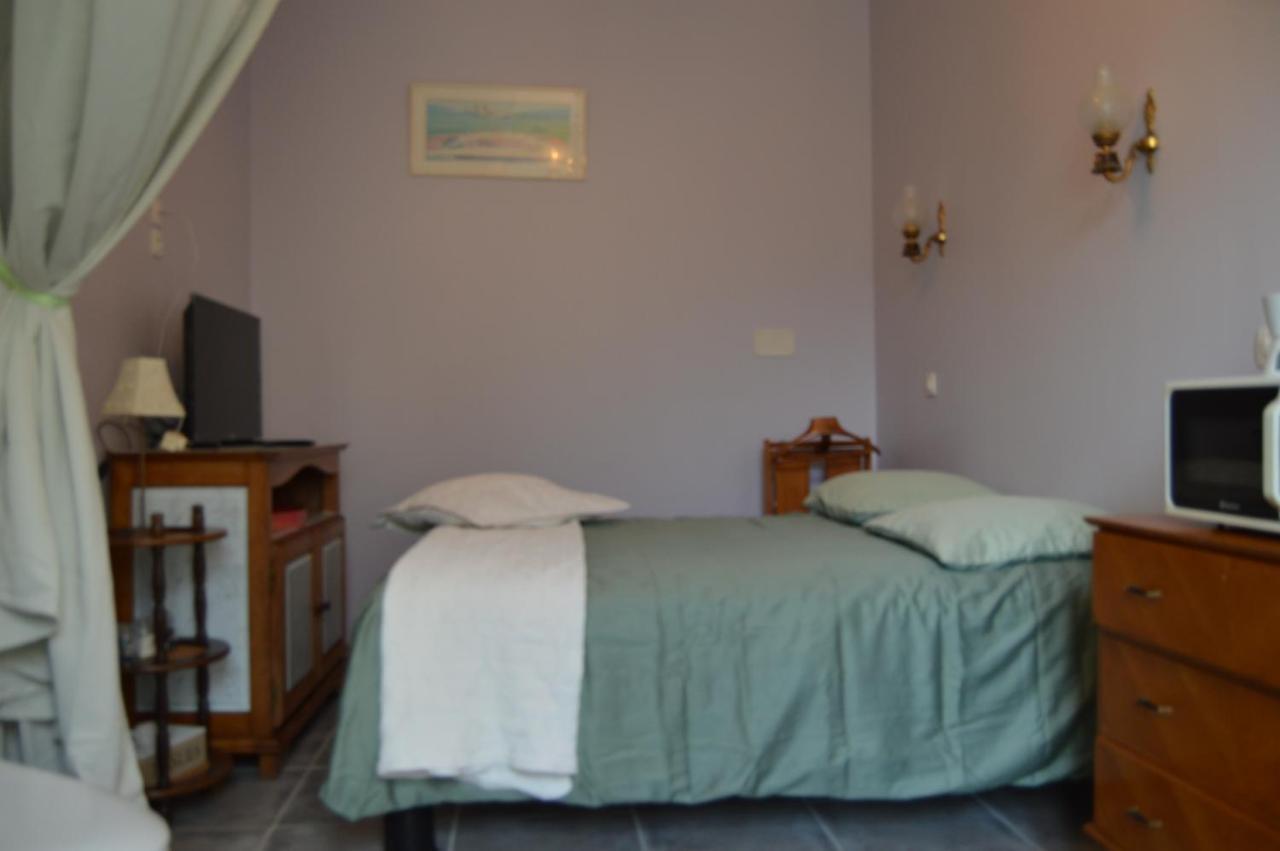 Chambre Charentaise Vars  Esterno foto
